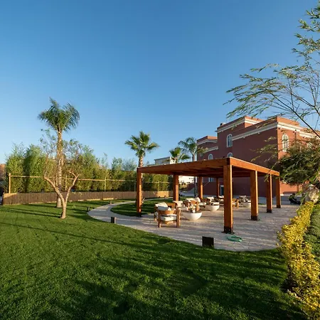 Hotel Giada Luxury Boutique 4*